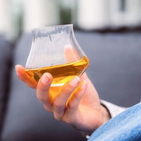 讷韦尔卢瓦尔港美居酒店 外观 照片